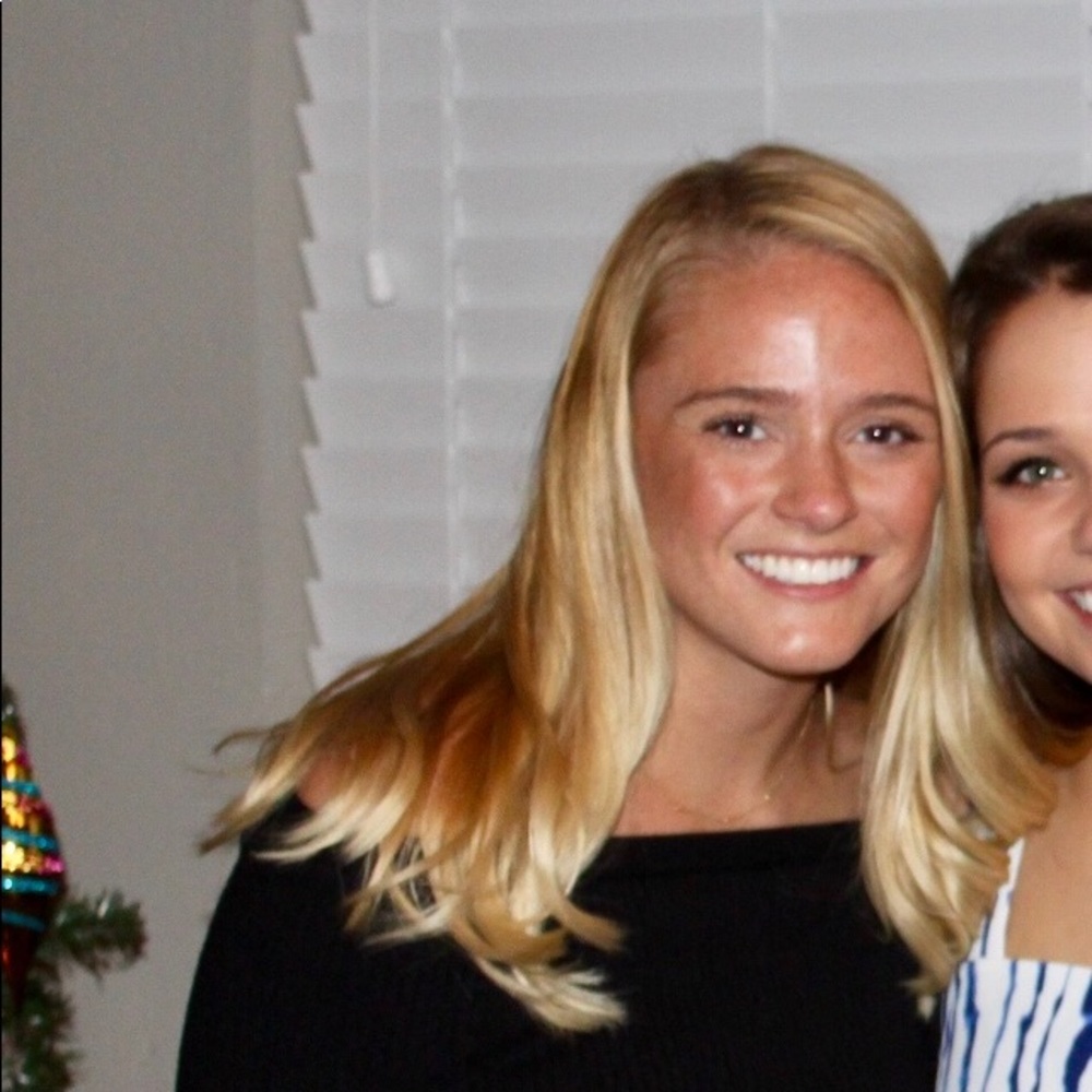 Meet your Posher, Lauren